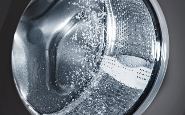 Bij het nieuwe Asko Pro Wash systeem wordt wasmiddel vooraf gemengd en daarna direct ingespoten