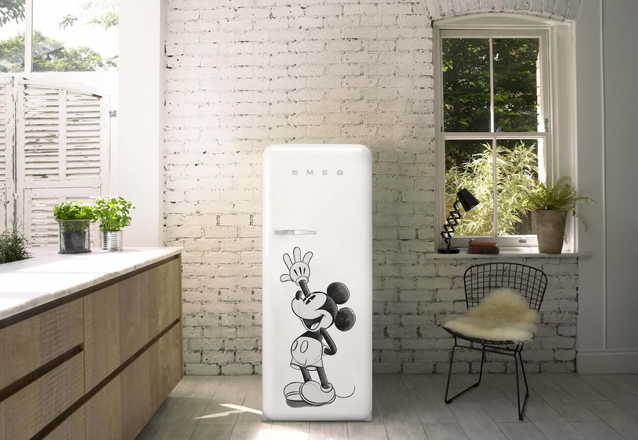 Smeg FAB28RDMM4 Mickey Mouse - Limited Edition